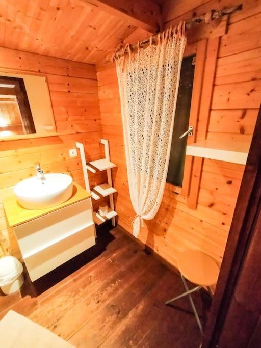 Le Chalet Sous L'Olivier Boulbon Bagian luar foto