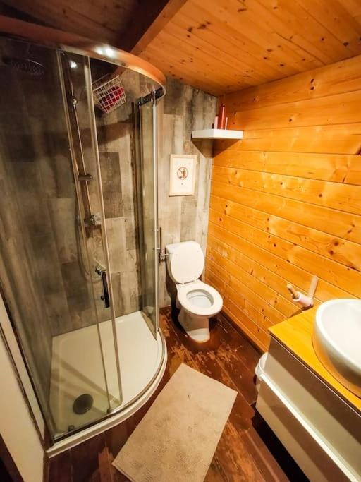Le Chalet Sous L'Olivier Boulbon Bagian luar foto